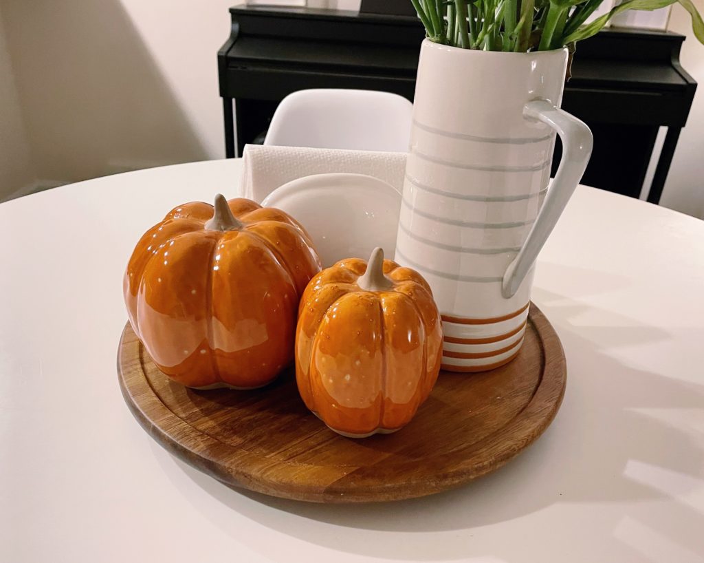 ceramic pumpkins and fall vase